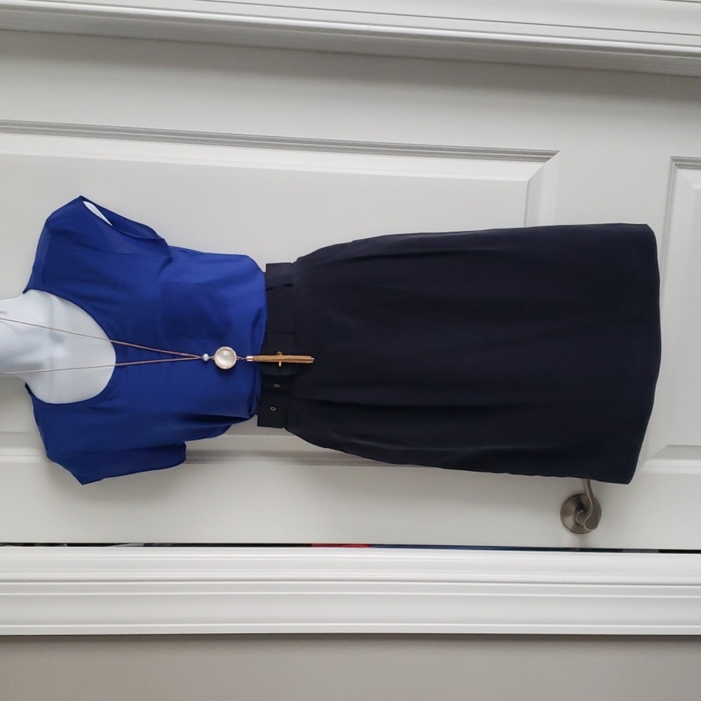Jaclyn Smith Navy Blue silk skirt